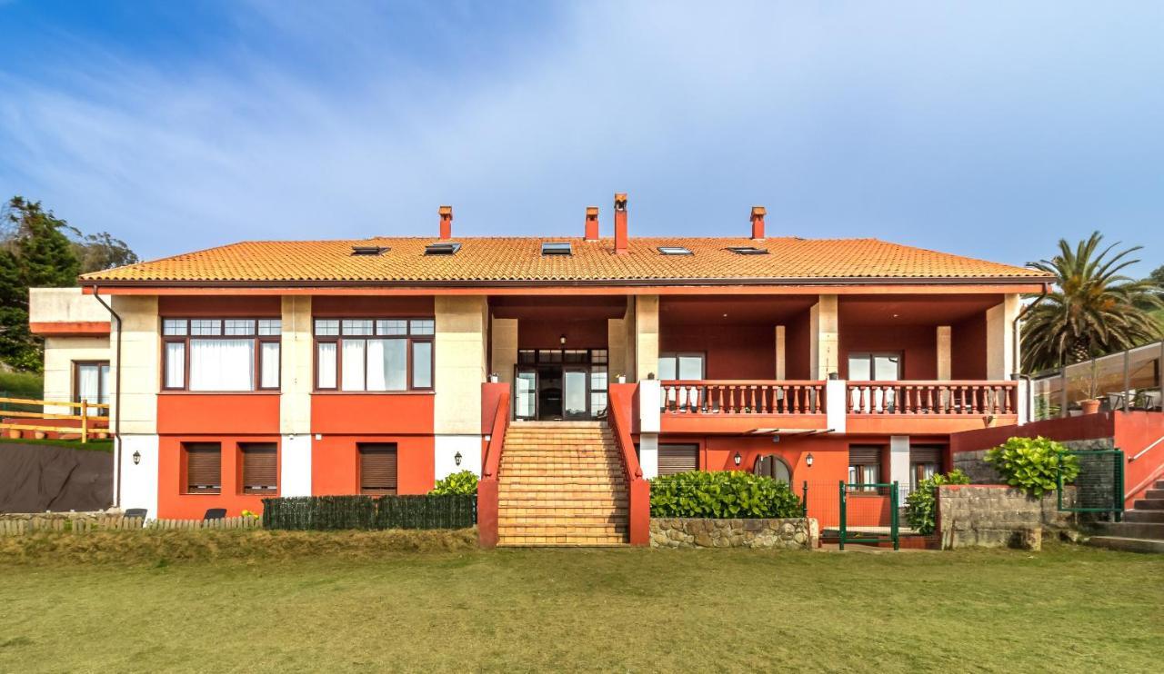Hotel Sanmar Cobreces Exterior photo
